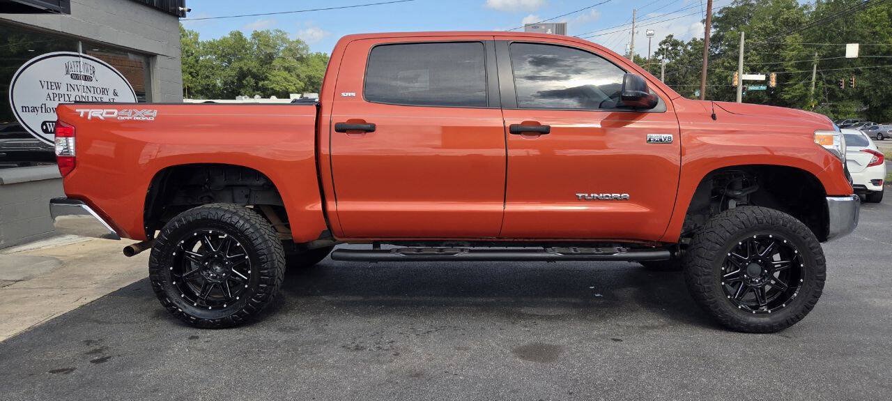 Used 2016 Toyota Tundra SR5 w/ TRD Off Road Package AWD/4WD image 6