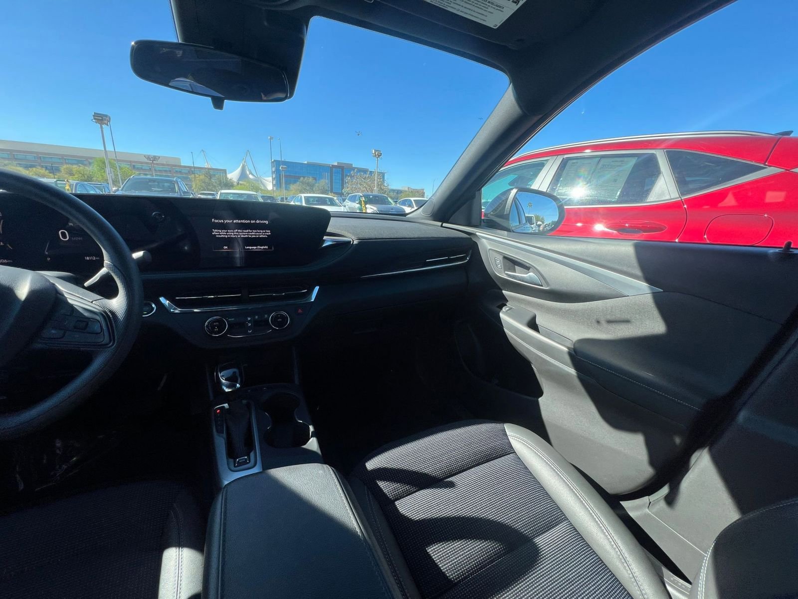 Used 2025 Buick Envista Preferred image 35