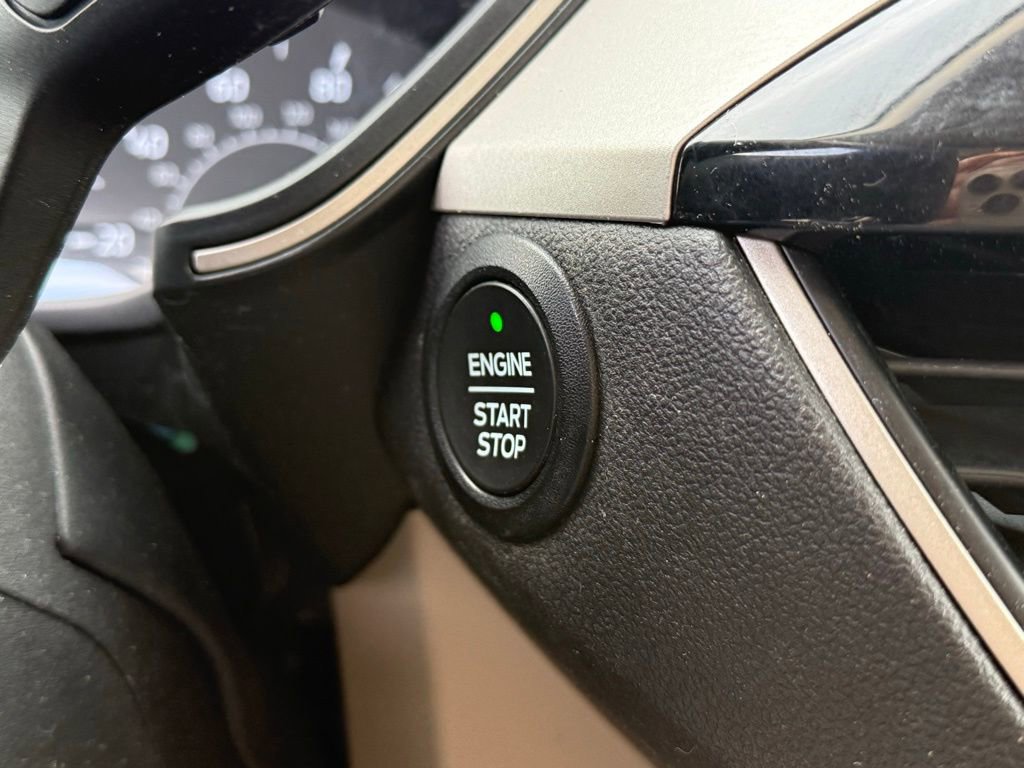 Used 2022 Ford Escape SE w/ Convenience Package image 21