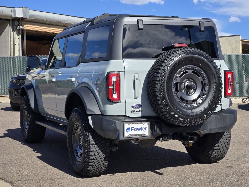 Used 2024 Ford Bronco Outer Banks AWD/4WD image 3