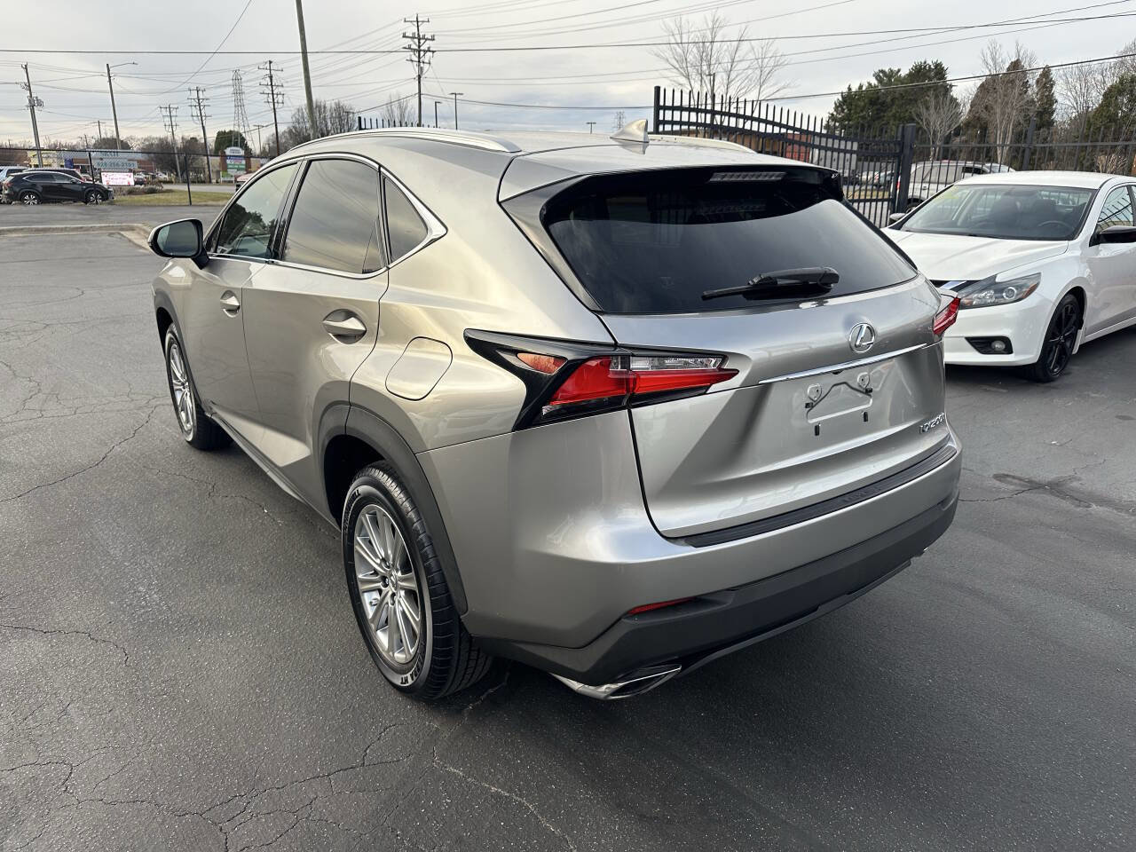 Used 2016 Lexus NX 200t FWD image 7