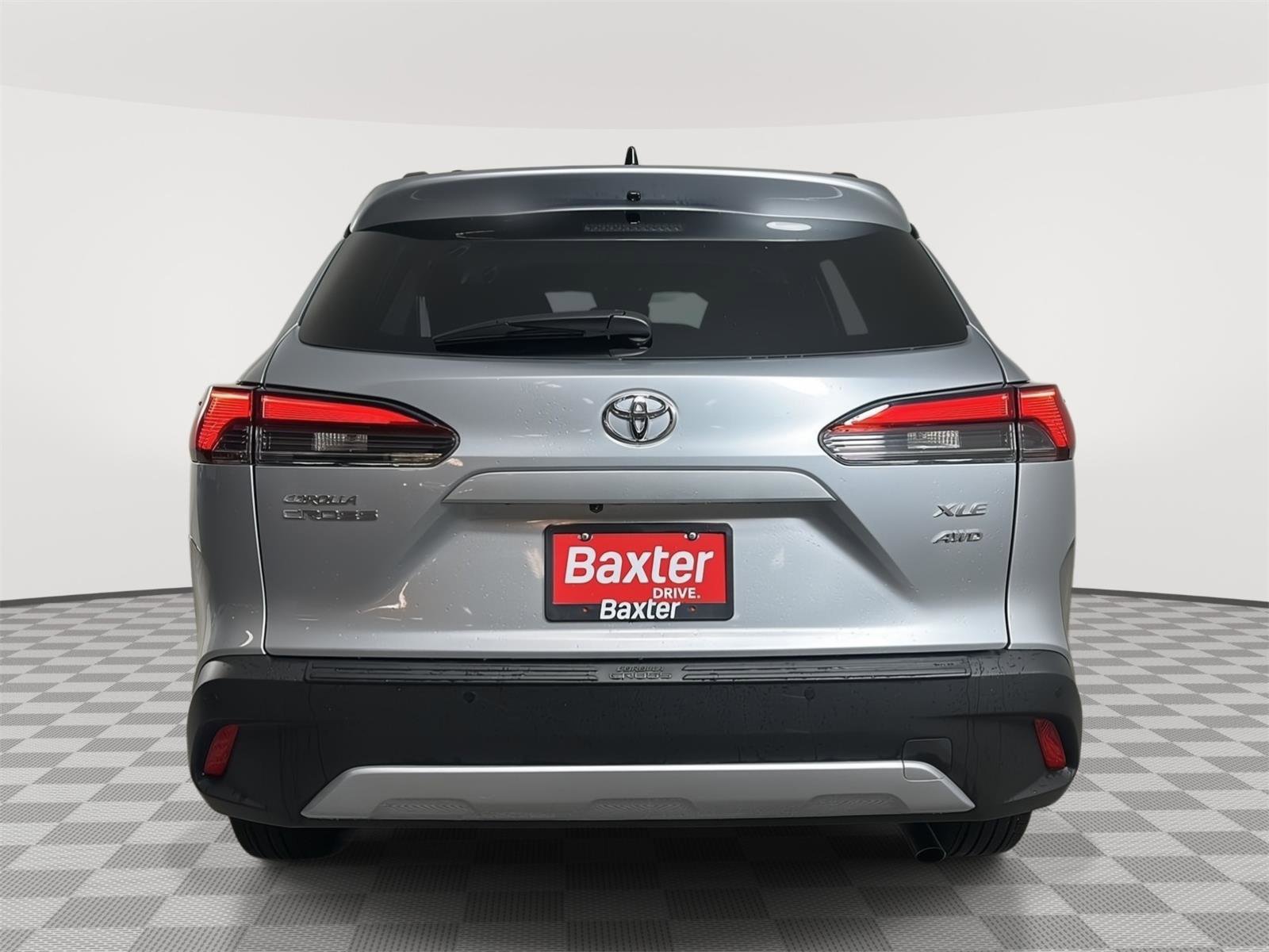 Used 2025 Toyota Corolla Cross XLE w/ Convenience Package image 19