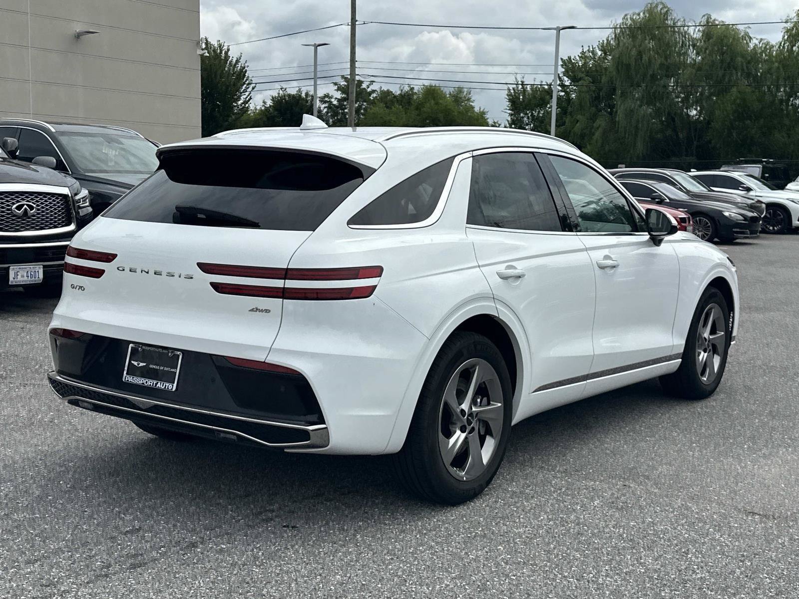 Used 2026 Genesis GV70 2.5T AWD/4WD image 4