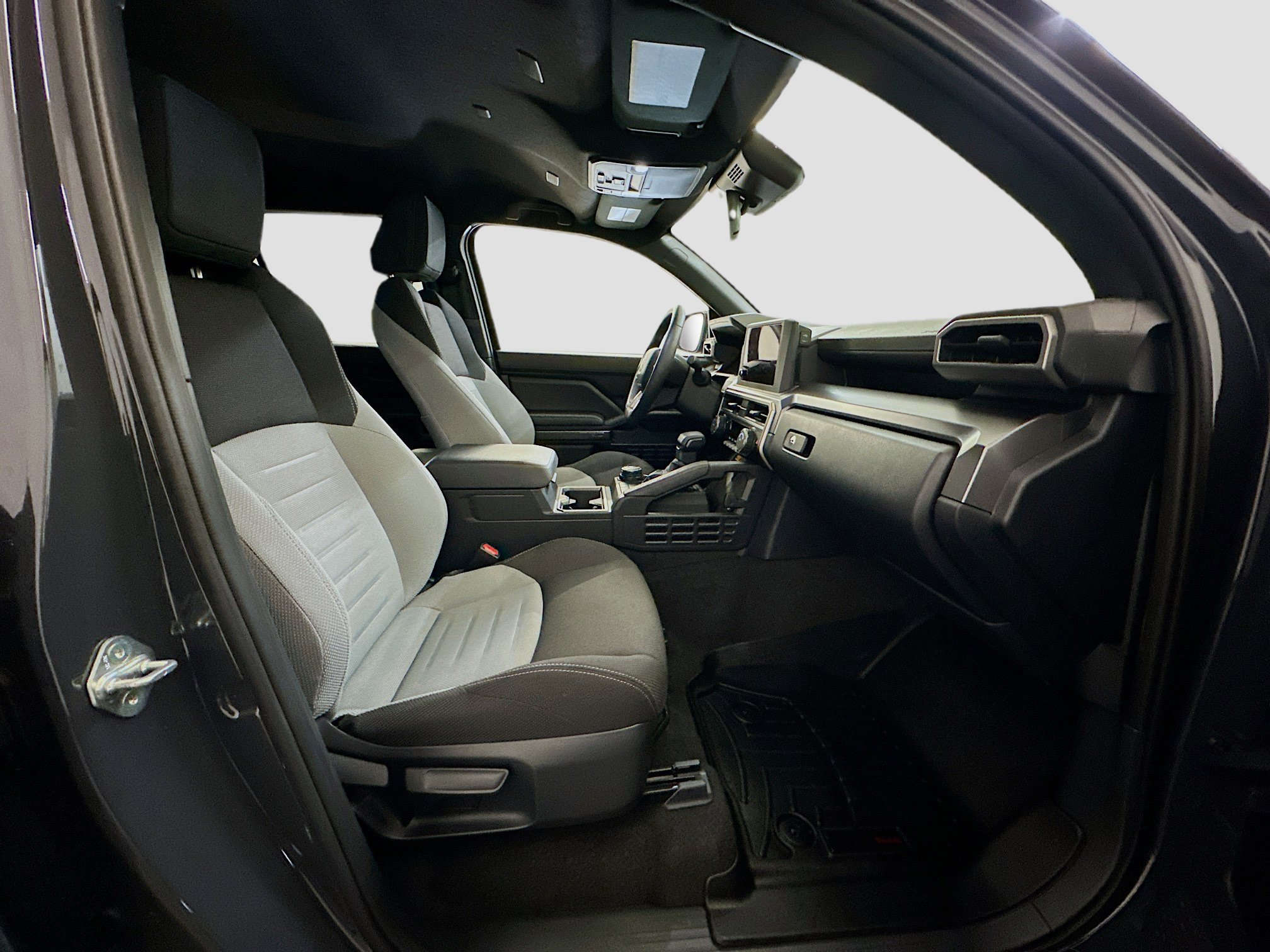 Used 2025 Toyota 4Runner TRD Off-Road image 32