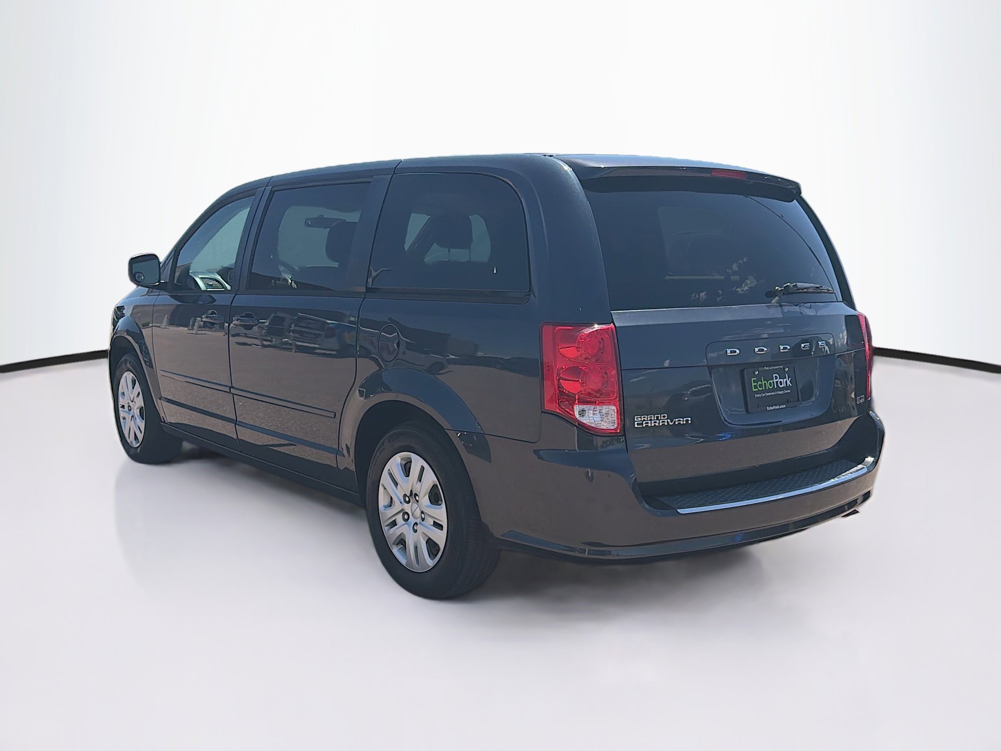 Used 2014 Dodge Grand Caravan SE w/ Quick Order Package 29E SE FWD image 5