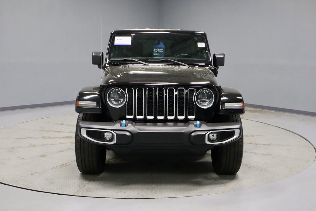 Used 2023 Jeep Wrangler Unlimited Sahara w/ Cold Weather Group AWD/4WD image 8