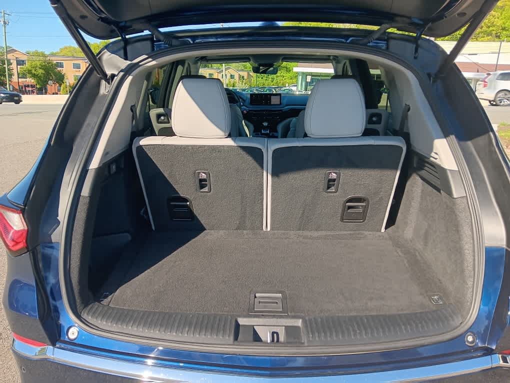 Used 2024 Acura MDX SH-AWD w/ Technology Package image 32