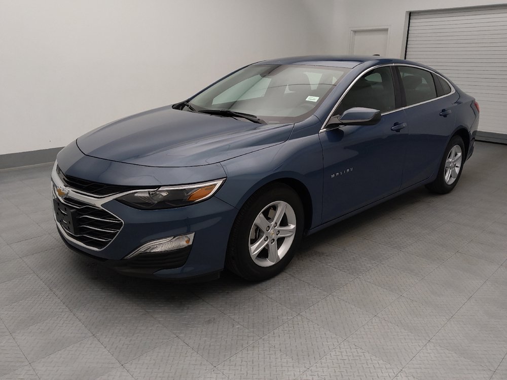 Used 2025 Chevrolet Malibu LS w/ LPO, Floor Liner Package FWD image 2