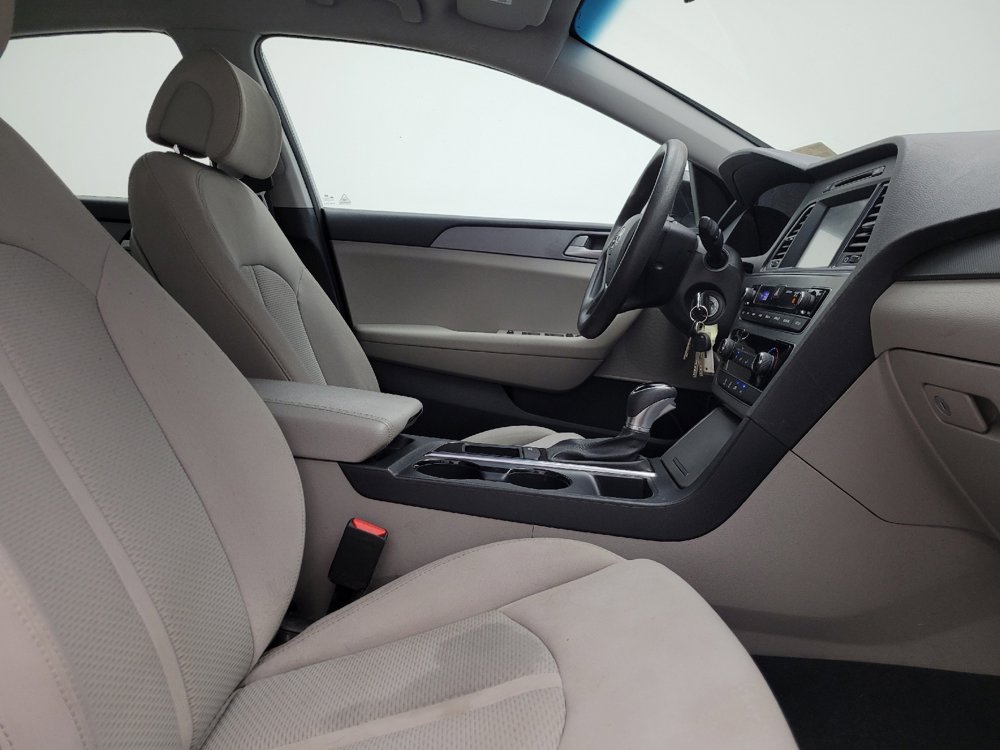 Used 2017 Hyundai Sonata SE image 21
