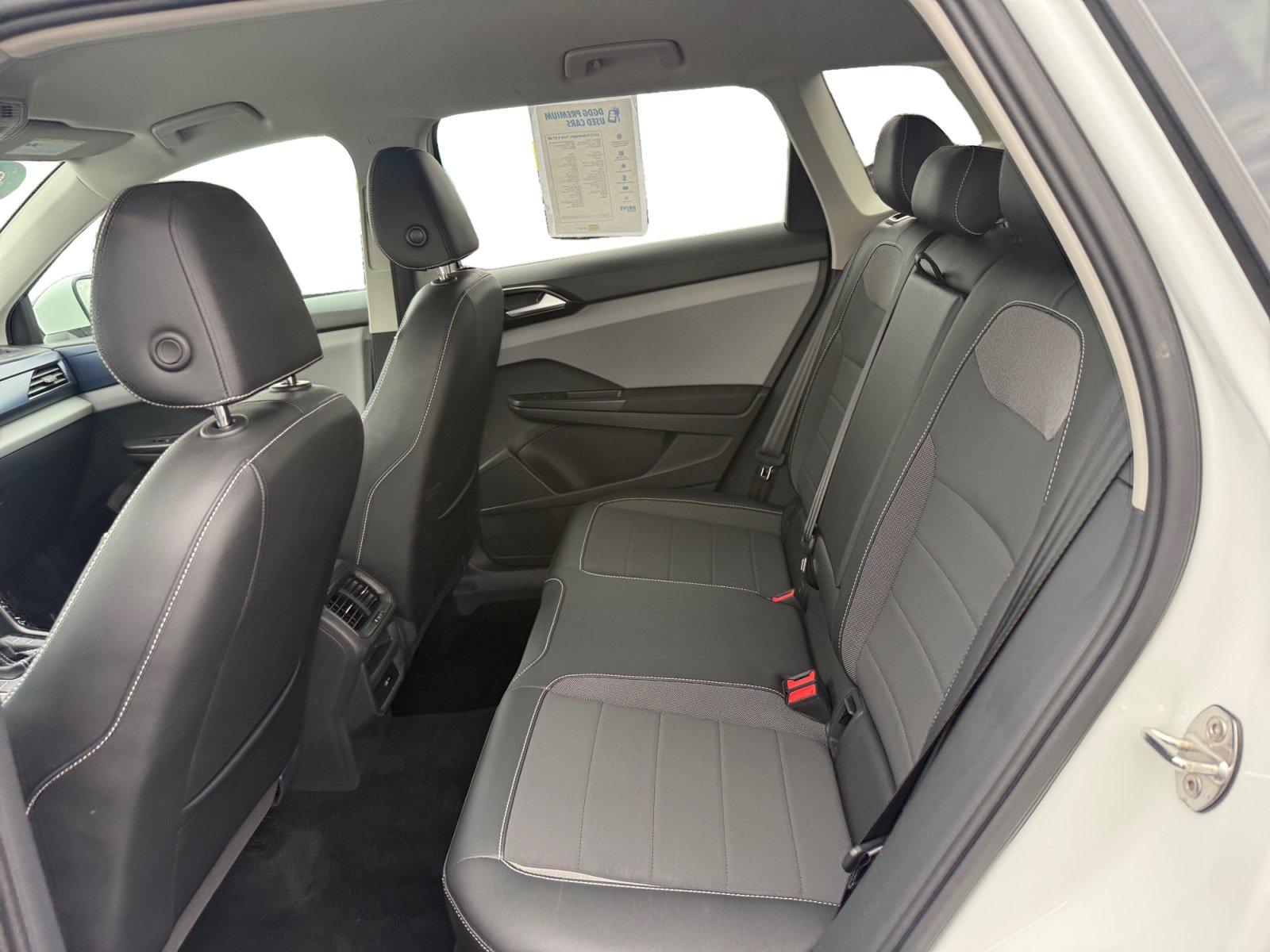 Certified 2023 Volkswagen Taos SE w/ Black Wheel Package FWD image 16