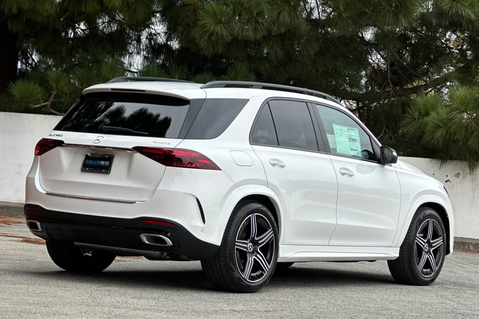 New 2026 Mercedes-Benz GLE 580 4MATIC image 4
