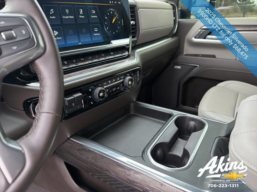 Used 2025 Chevrolet Silverado 3500 LTZ w/ LTZ Premium Package AWD/4WD image 17