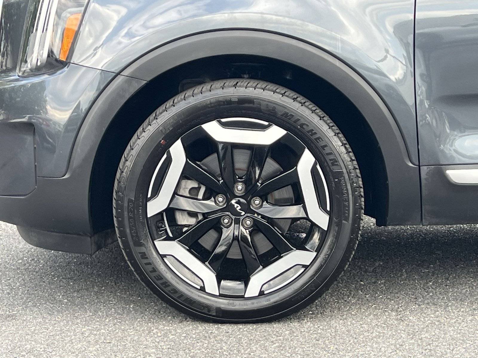 Used 2023 Kia Telluride EX AWD/4WD image 11