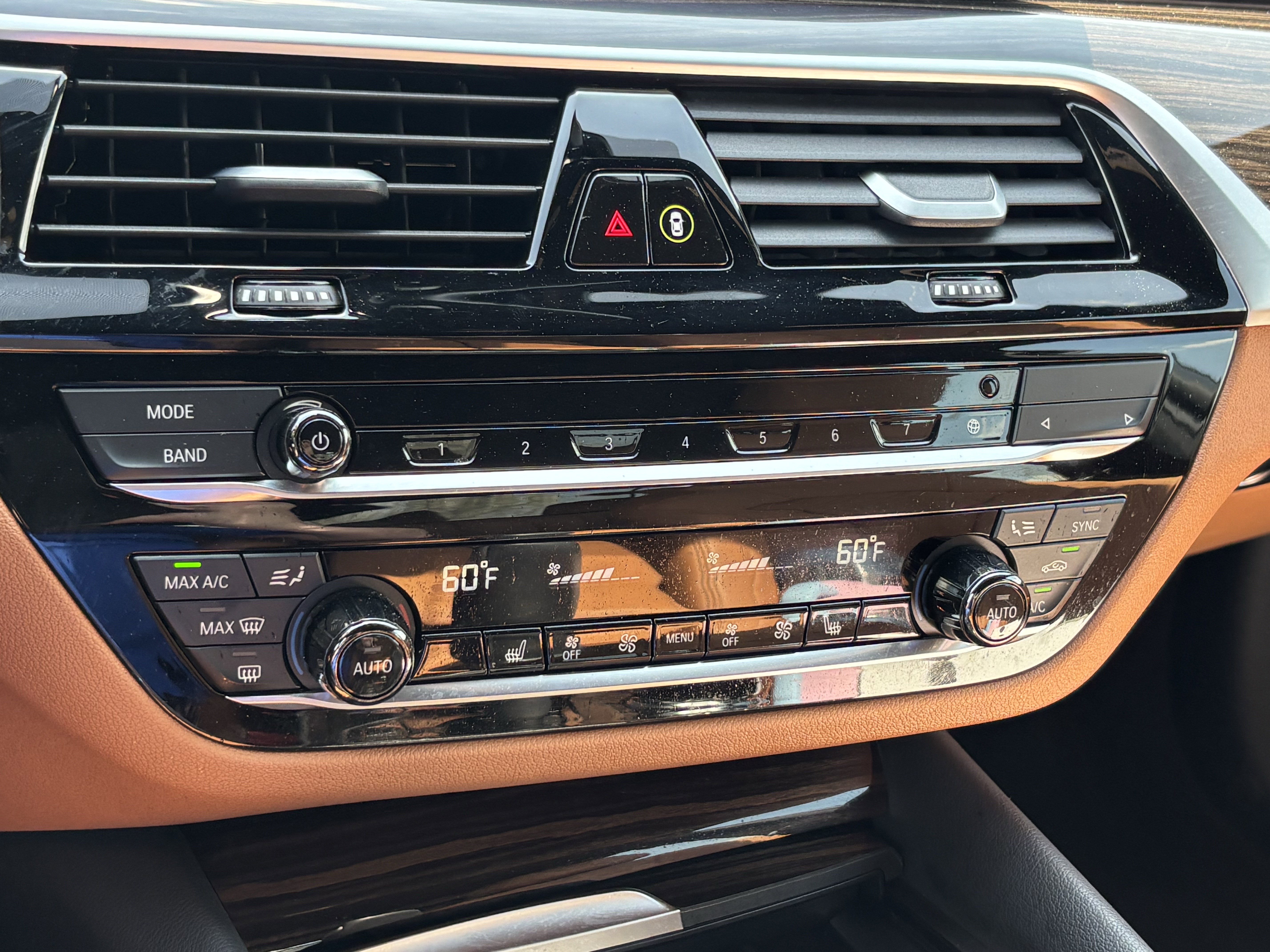 Certified 2023 BMW 530i w/ Executive Package image 29