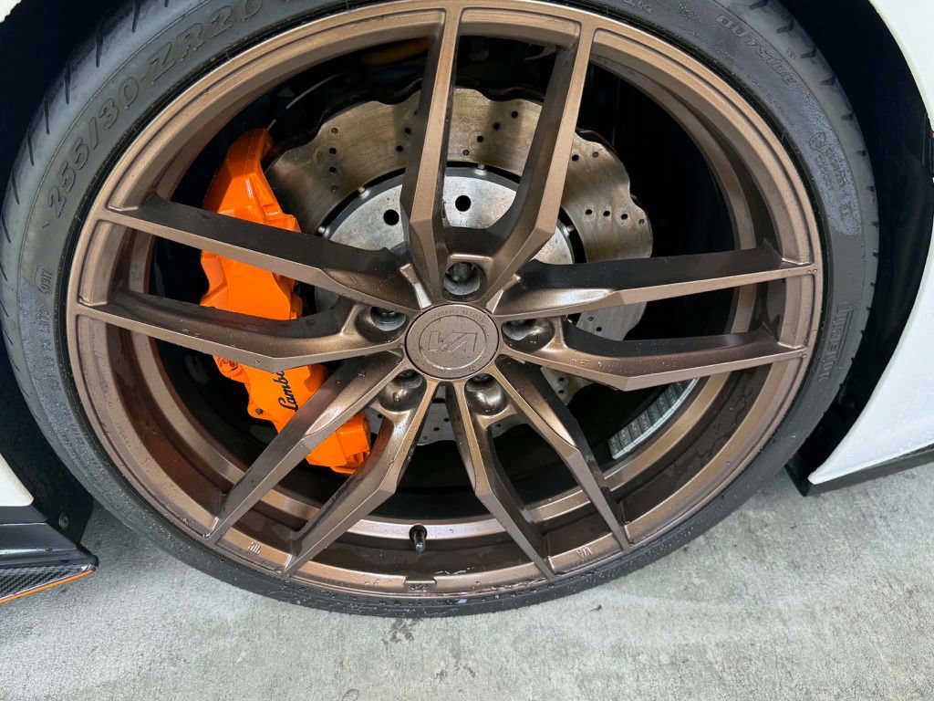 Used 2017 Lamborghini Huracan LP 580-2 RWD image 13