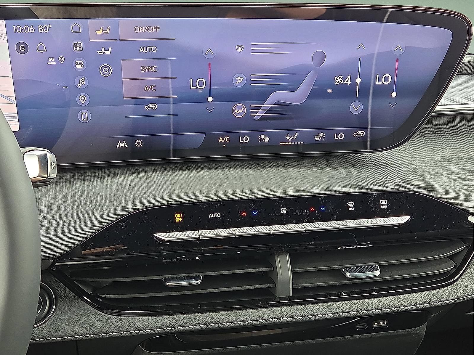 New 2026 Buick Enclave Sport Touring w/ Power Package FWD image 21