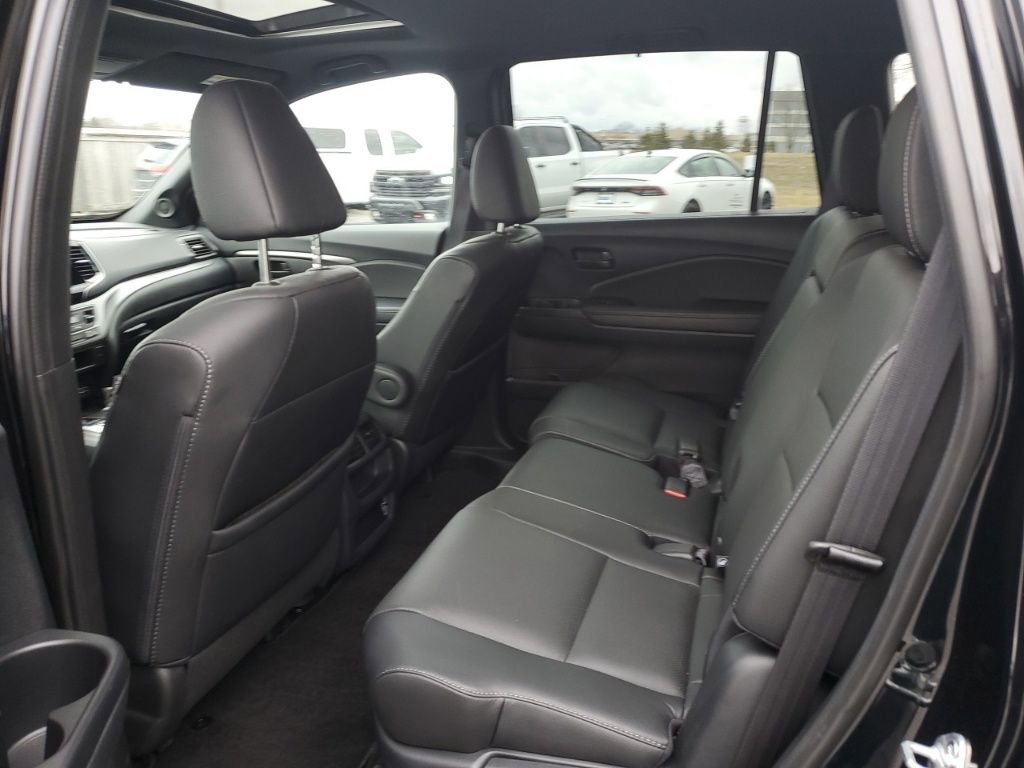 Used 2023 Honda Passport EX-L image 27