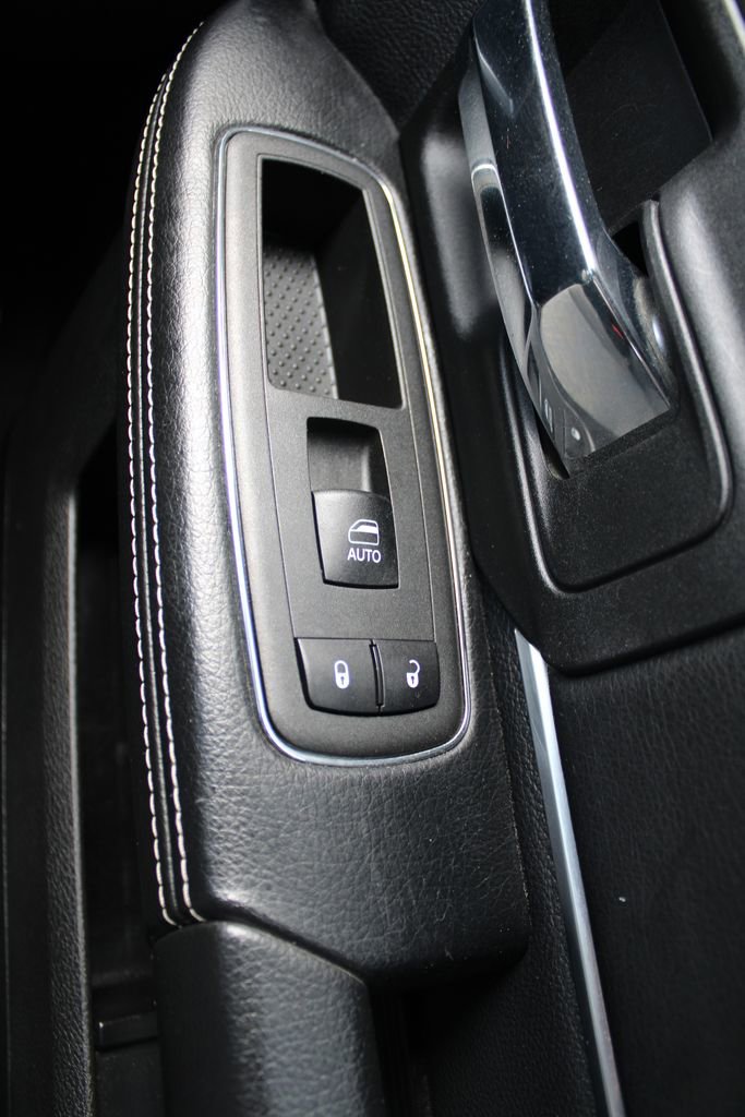 Used 2021 RAM 1500 Classic Warlock AWD/4WD image 24
