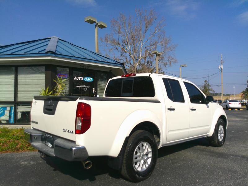 Used 2017 Nissan Frontier SV AWD/4WD image 5