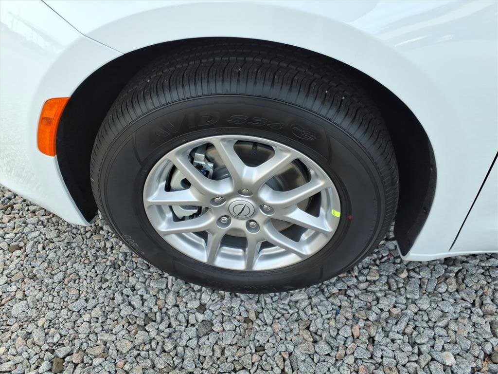 New 2026 Chrysler Voyager LX FWD image 4