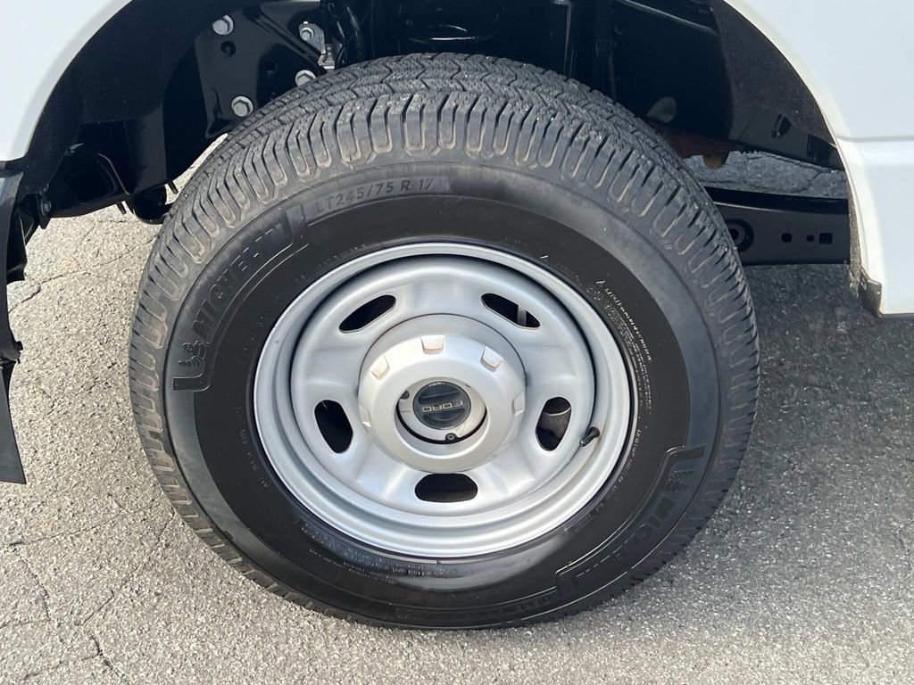 Used 2024 Ford F350 XL image 11
