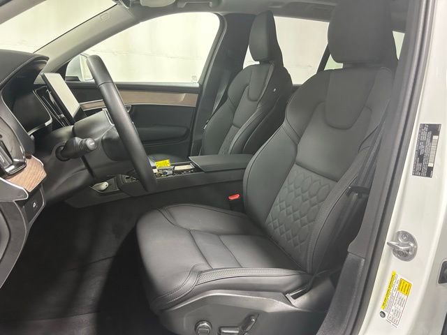 Used 2025 Volvo XC90 B6 Plus AWD/4WD image 10