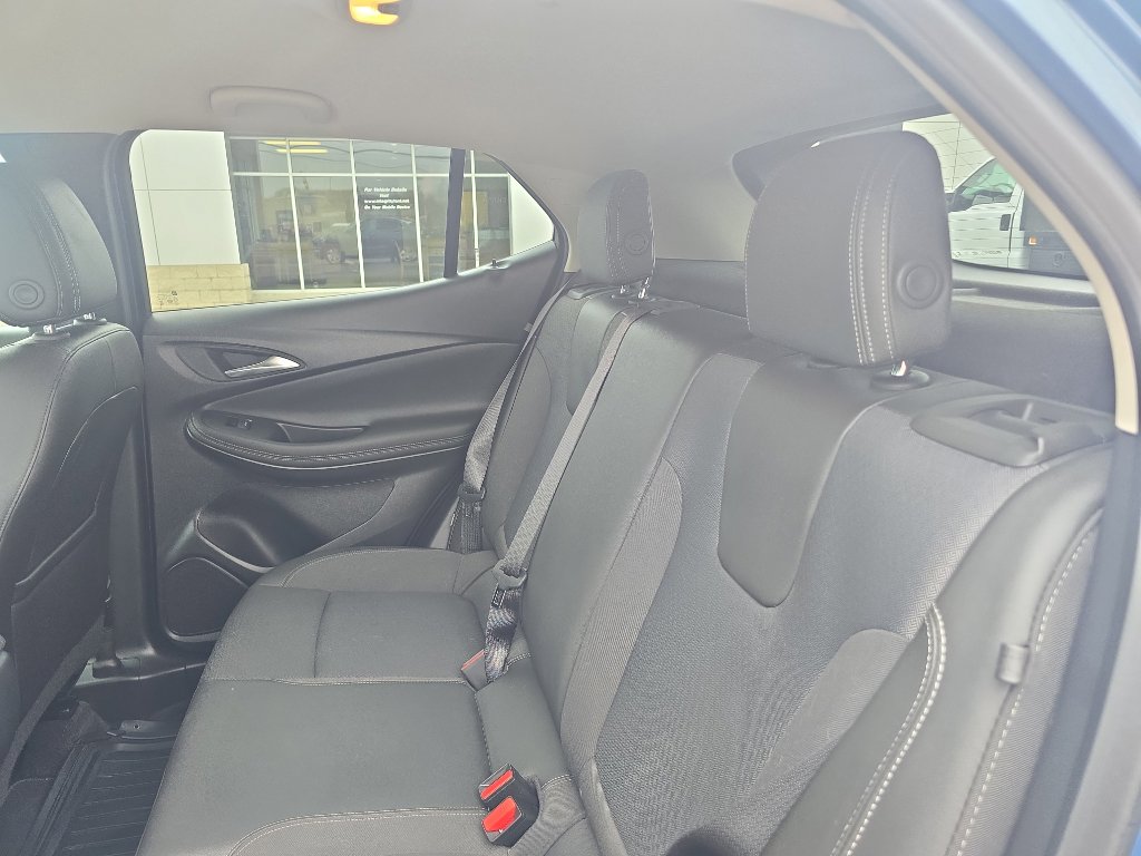 Used 2024 Buick Encore GX Preferred AWD/4WD image 17