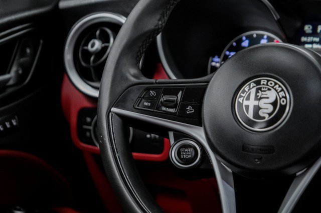 Used 2019 Alfa Romeo Stelvio RWD image 15