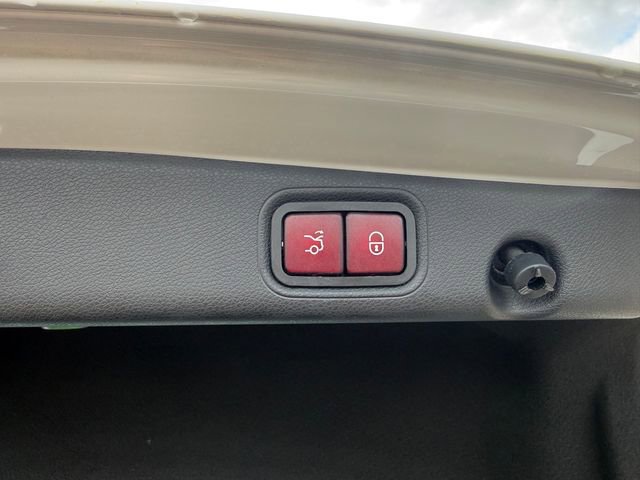 Used 2019 Mercedes-Benz E 300 w/ Premium 1 Package image 54