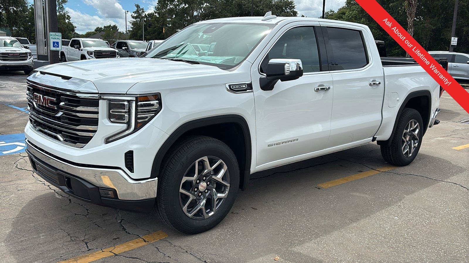 New 2026 GMC Sierra 1500 SLT RWD image 3