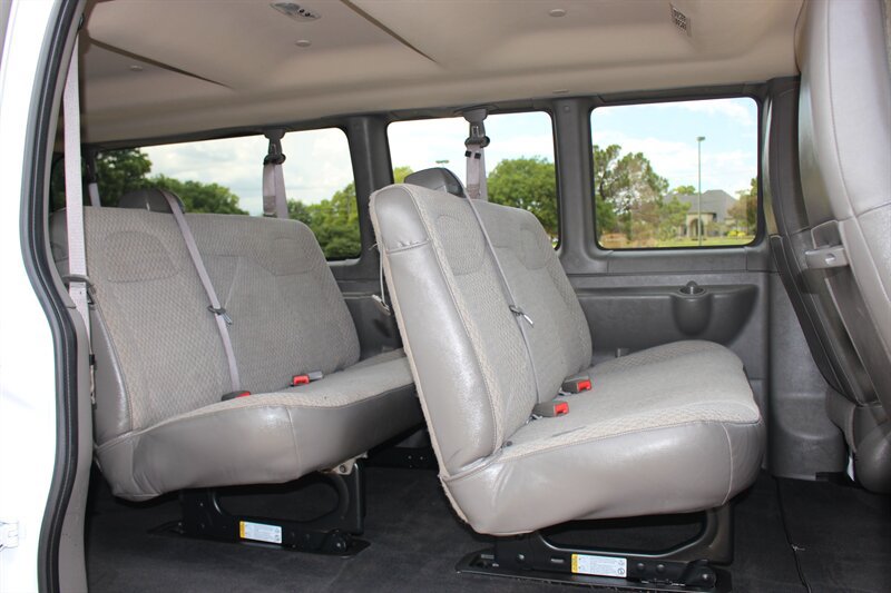 Used 2025 Chevrolet Express 3500 LS RWD image 12