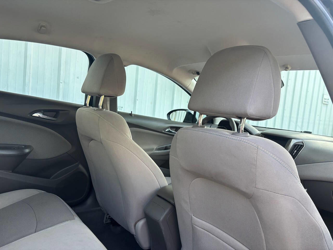 Used 2018 Chevrolet Cruze LT image 21