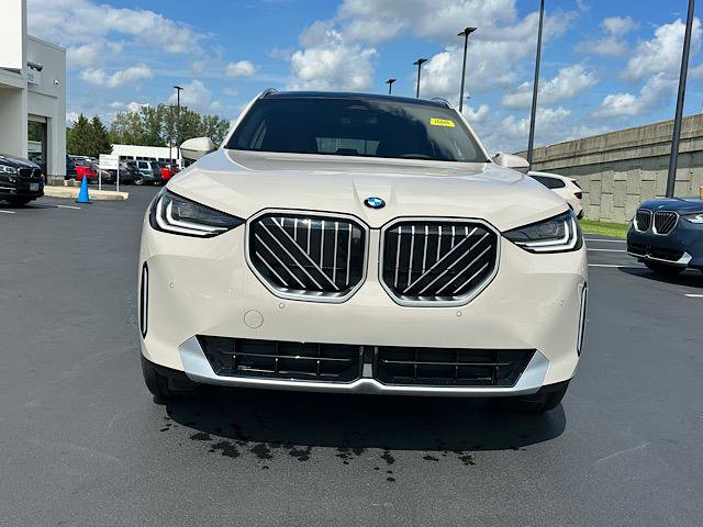 New 2026 BMW X3 xDrive30i w/ Premium Package AWD/4WD image 2
