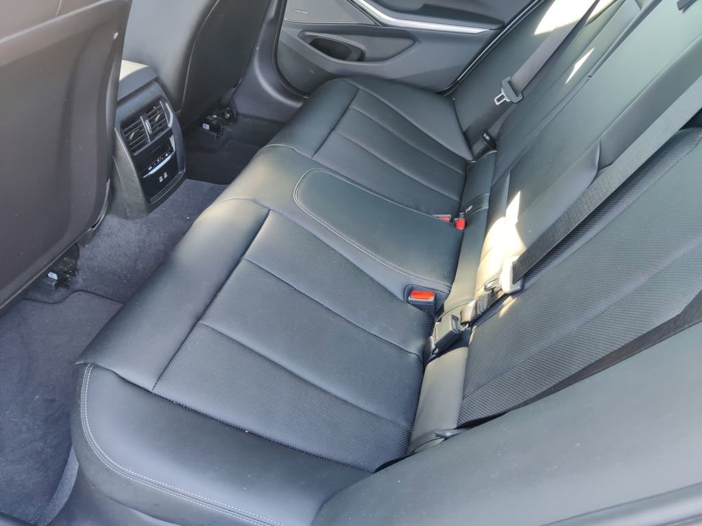 Used 2025 BMW M340i xDrive w/ Premium Package AWD/4WD image 9