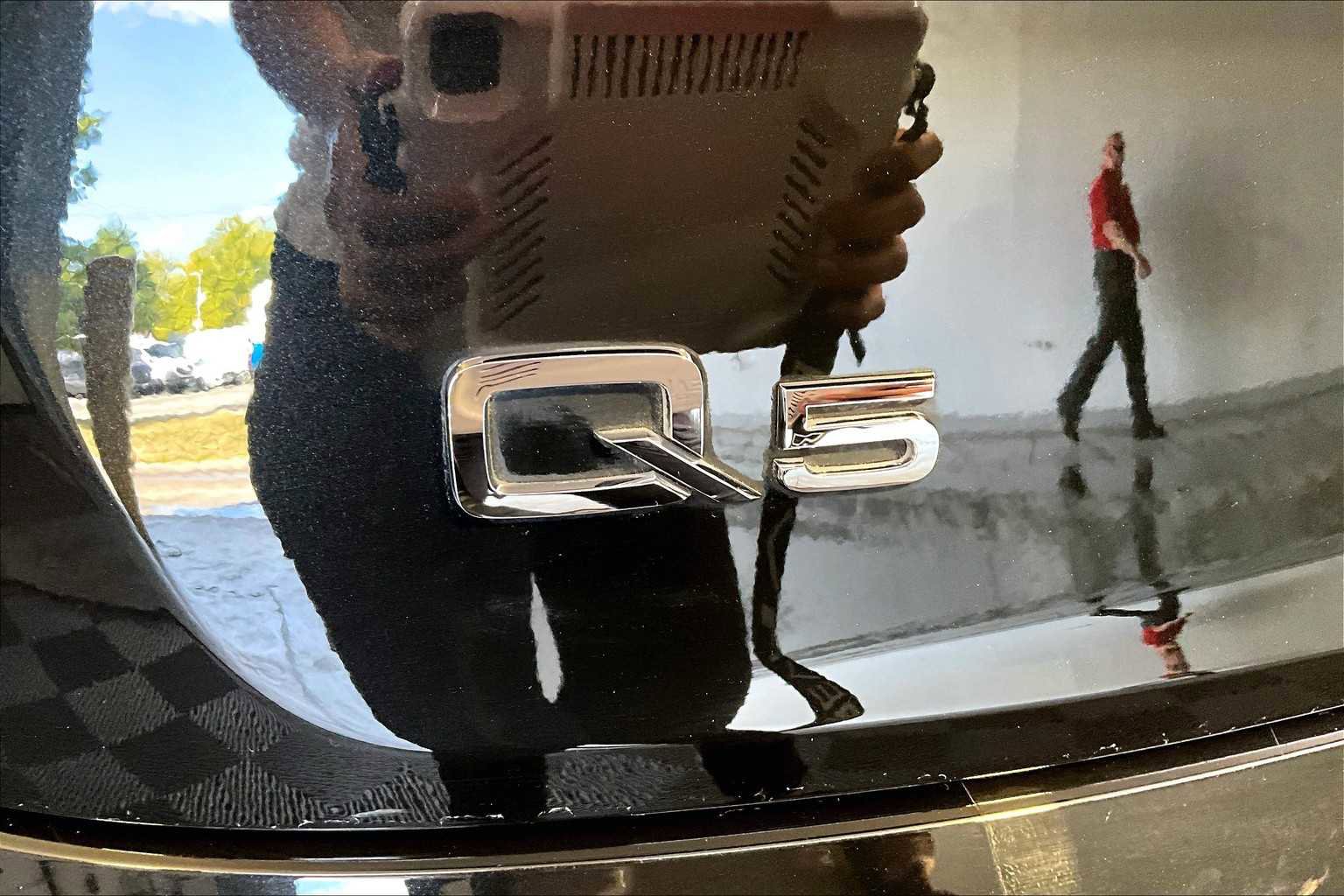 Used 2023 Audi Q5 2.0T Premium Plus w/ Premium Plus Package image 9