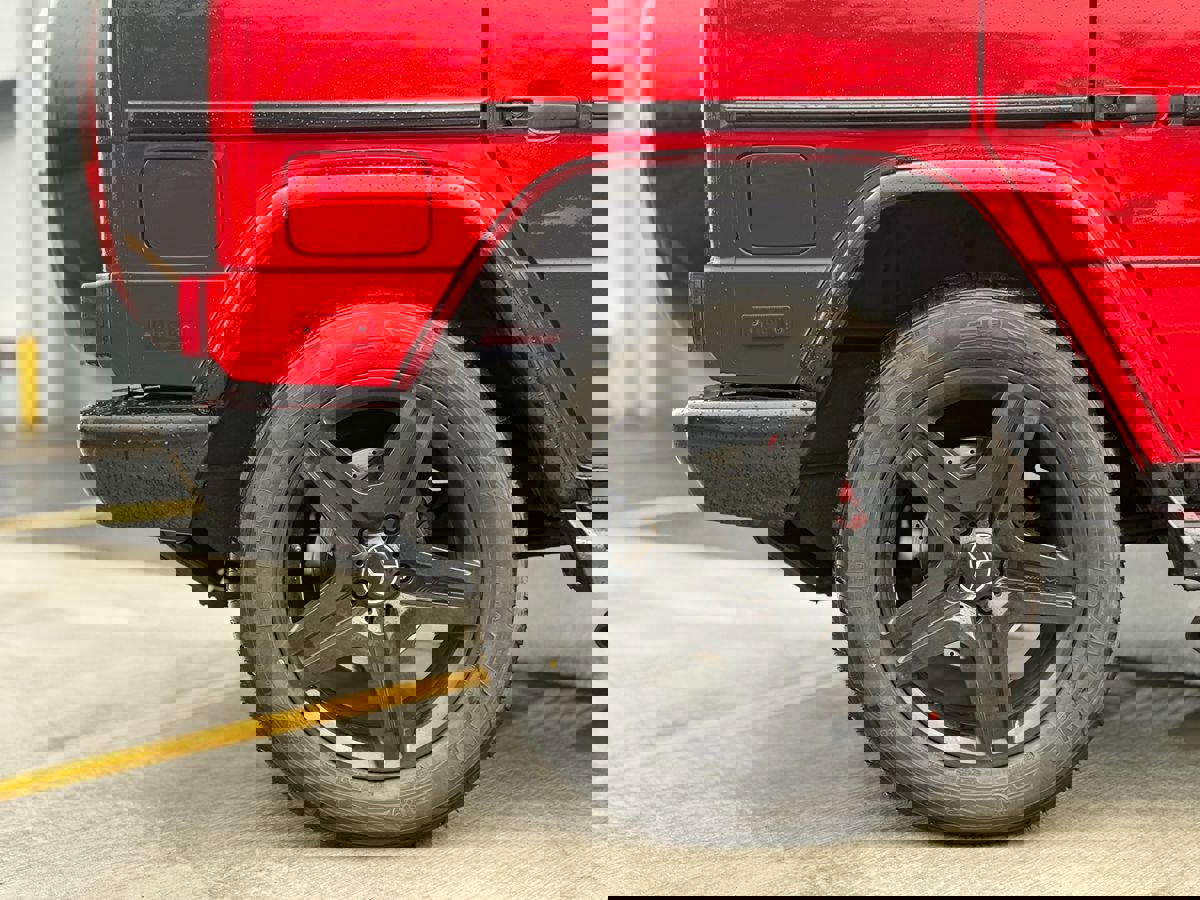 Used 2017 Mercedes-Benz G 63 AMG 4MATIC image 18