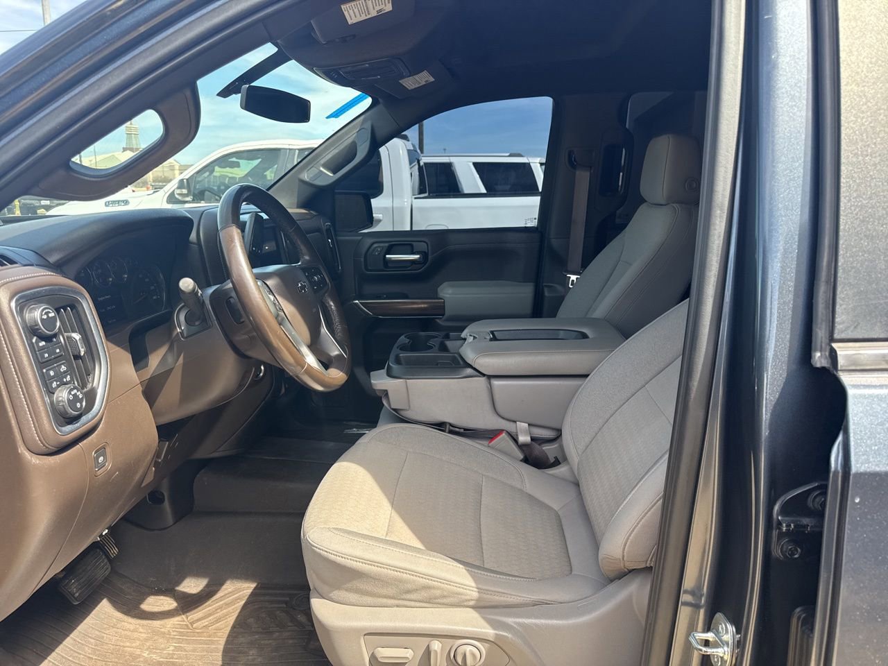 Used 2021 Chevrolet Silverado 1500 RST image 10