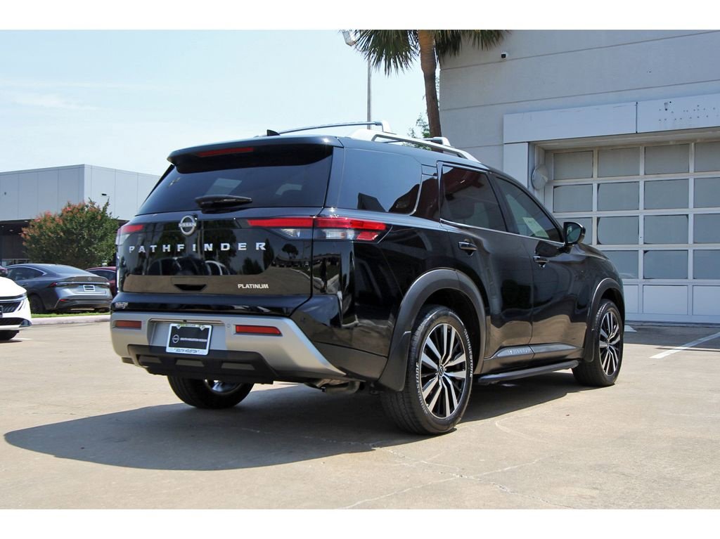 Used 2024 Nissan Pathfinder Platinum w/ Cargo Package FWD image 4