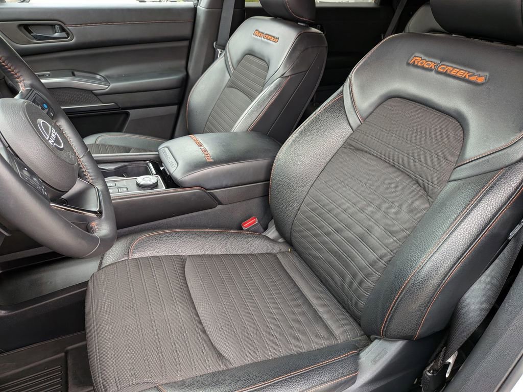 Used 2024 Nissan Pathfinder Rock Creek AWD/4WD image 32