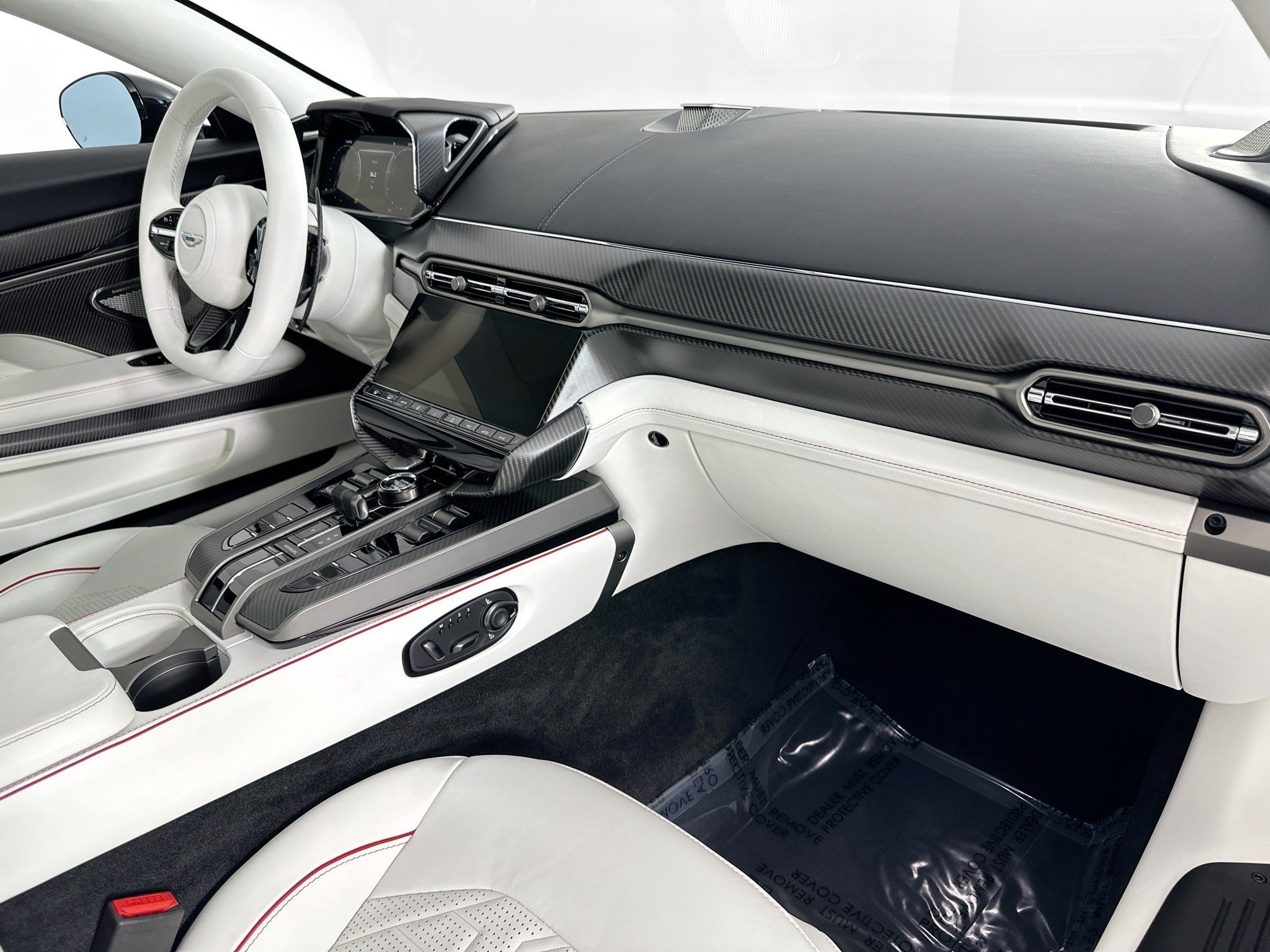 New 2026 Aston Martin Vanquish RWD image 28