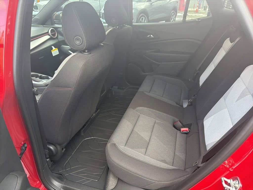 New 2026 Chevrolet Trax RS w/ Sunroof Package image 10