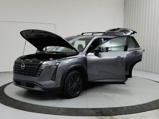 New 2026 Nissan Pathfinder SL w/ SL Premium Package image 11