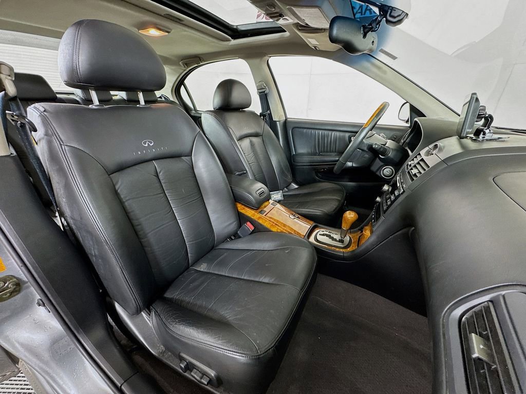 Used 2004 INFINITI I35 FWD image 24
