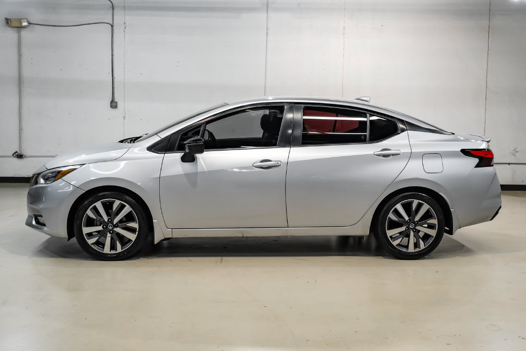 Used 2020 Nissan Versa SR FWD image 10