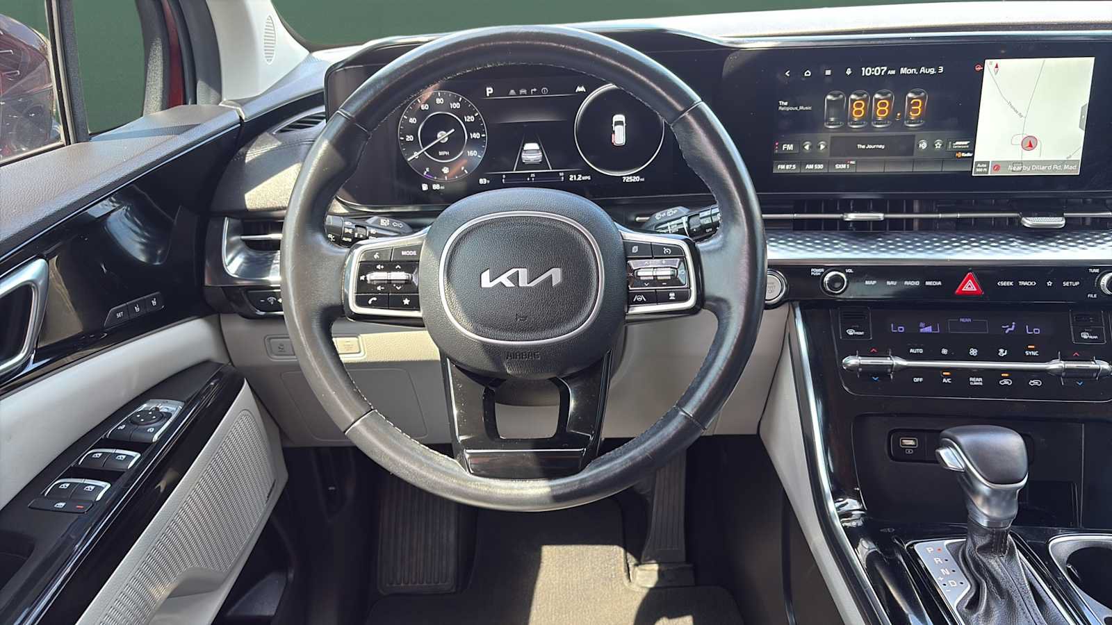 Used 2023 Kia Carnival SX Prestige FWD image 20
