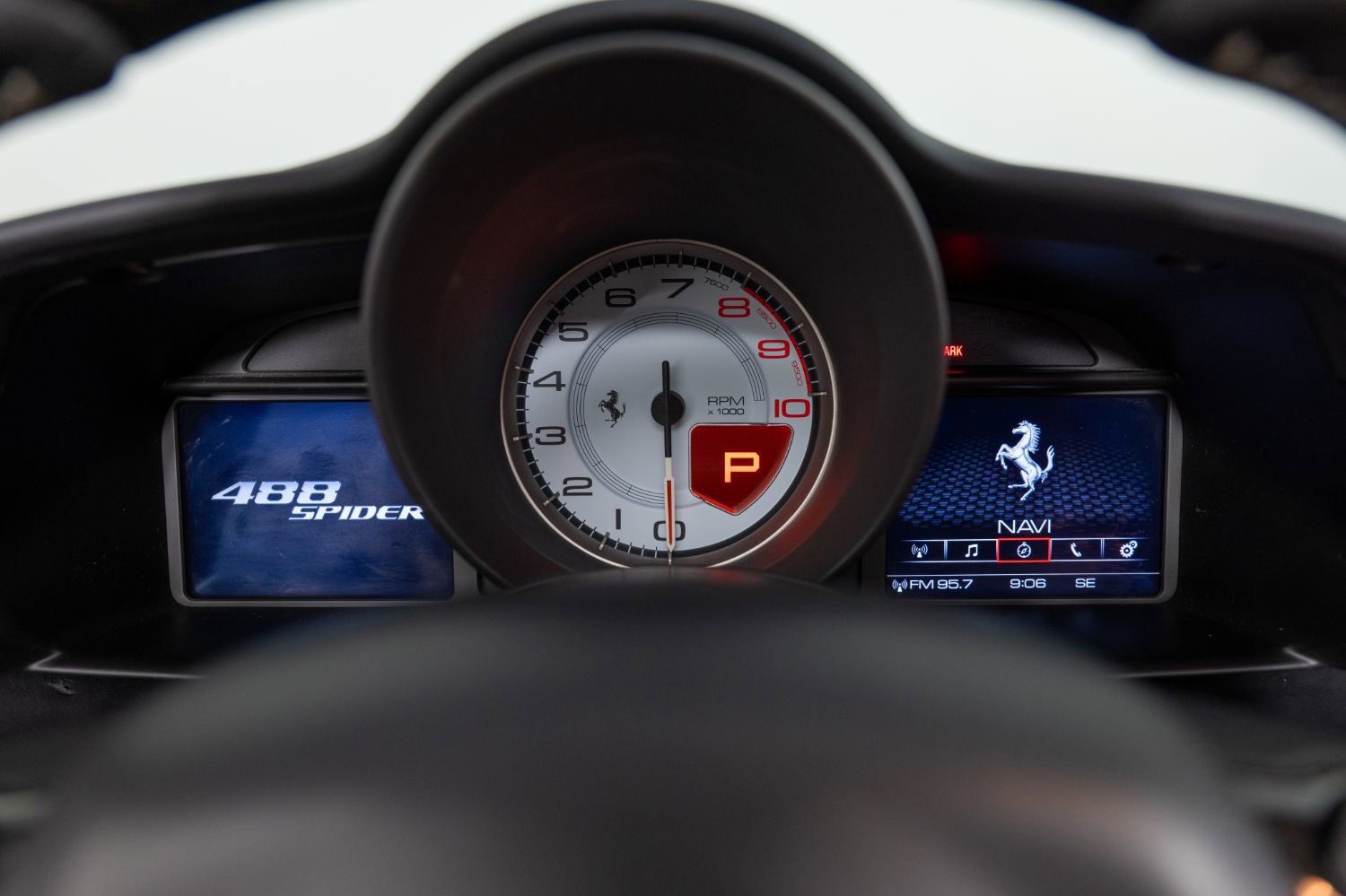 Used 2019 Ferrari 488 Spider image 45