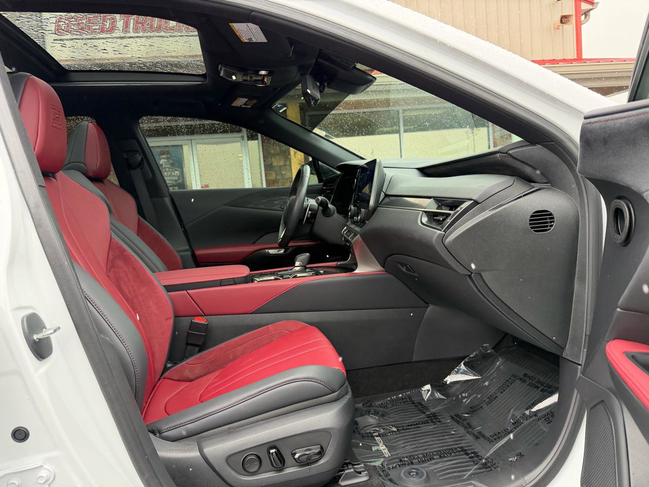 Used 2023 Lexus RX 500h RX 500h F SPORT Performance AW image 25