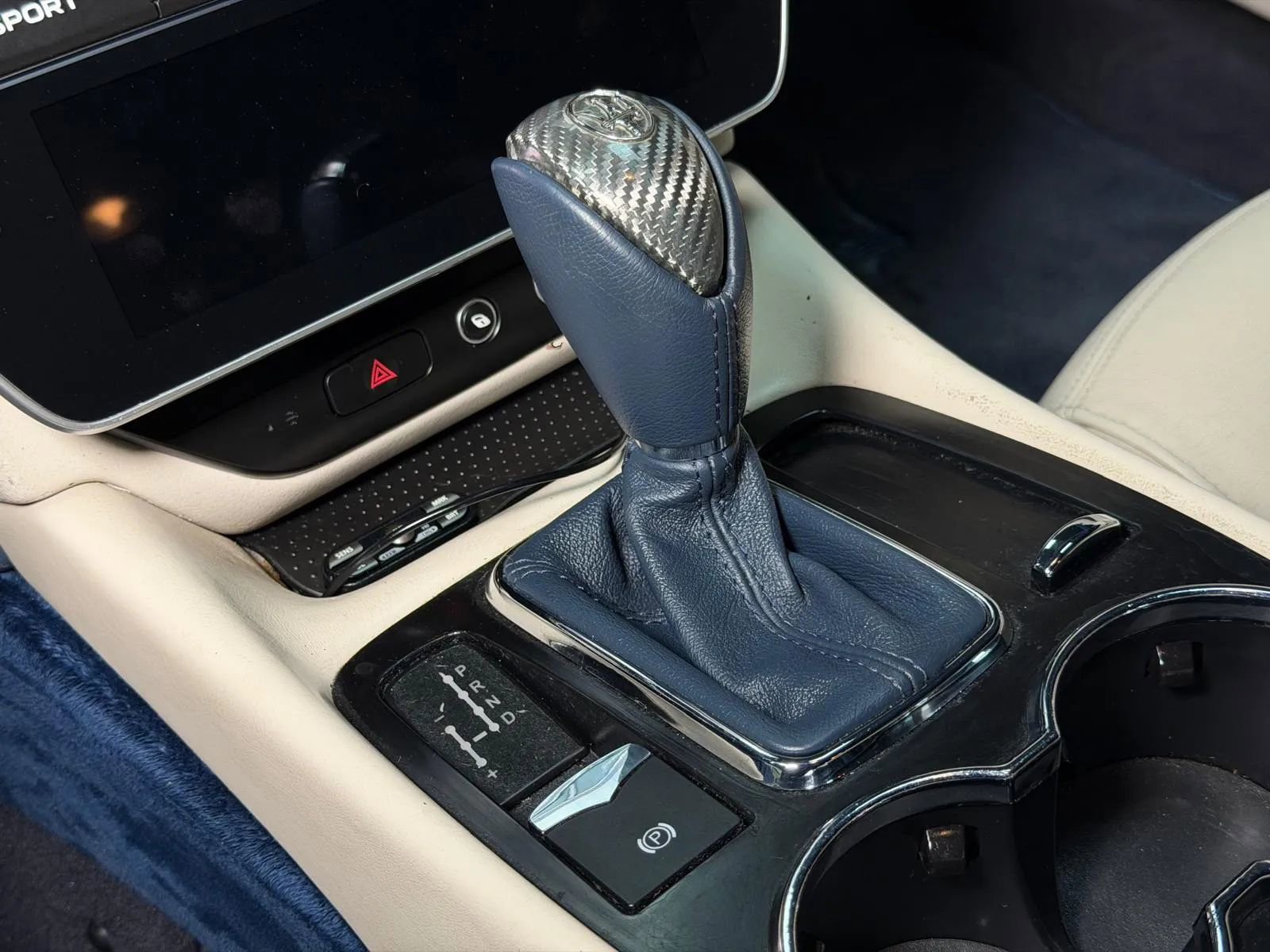 Used 2013 Maserati GranTurismo MC RWD image 25