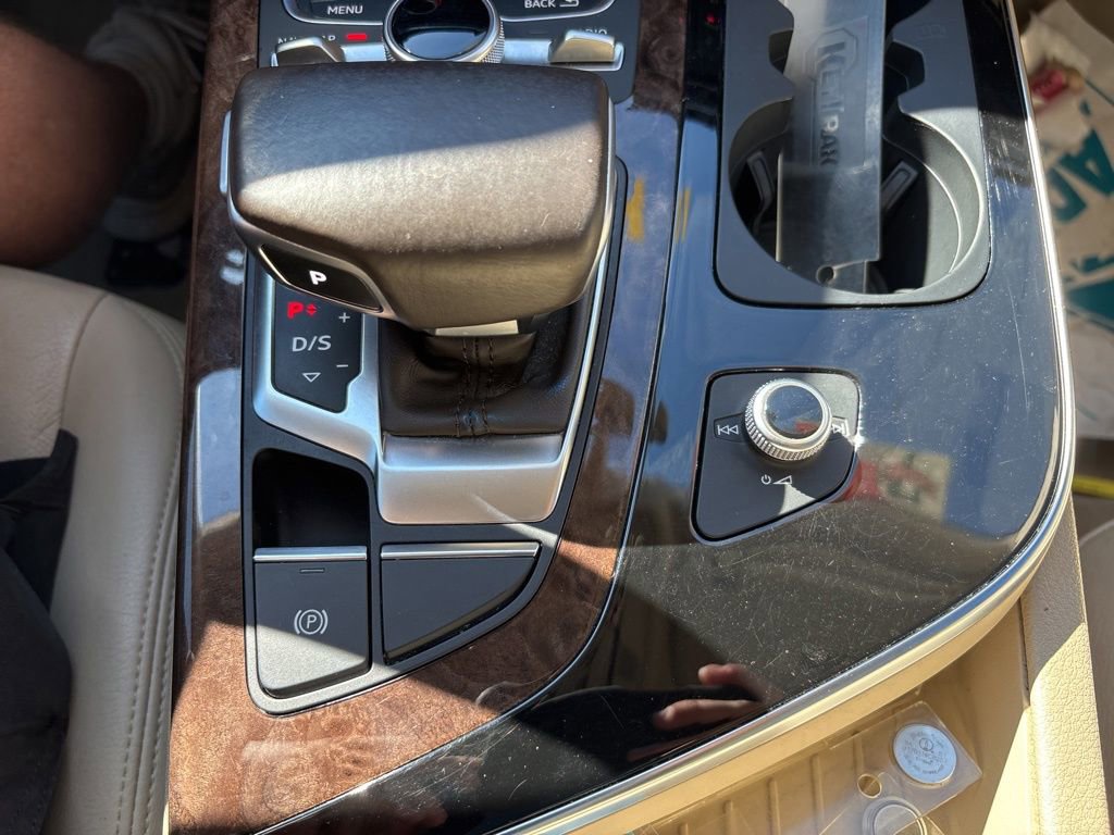 Used 2017 Audi Q7 3.0T Premium Plus image 26