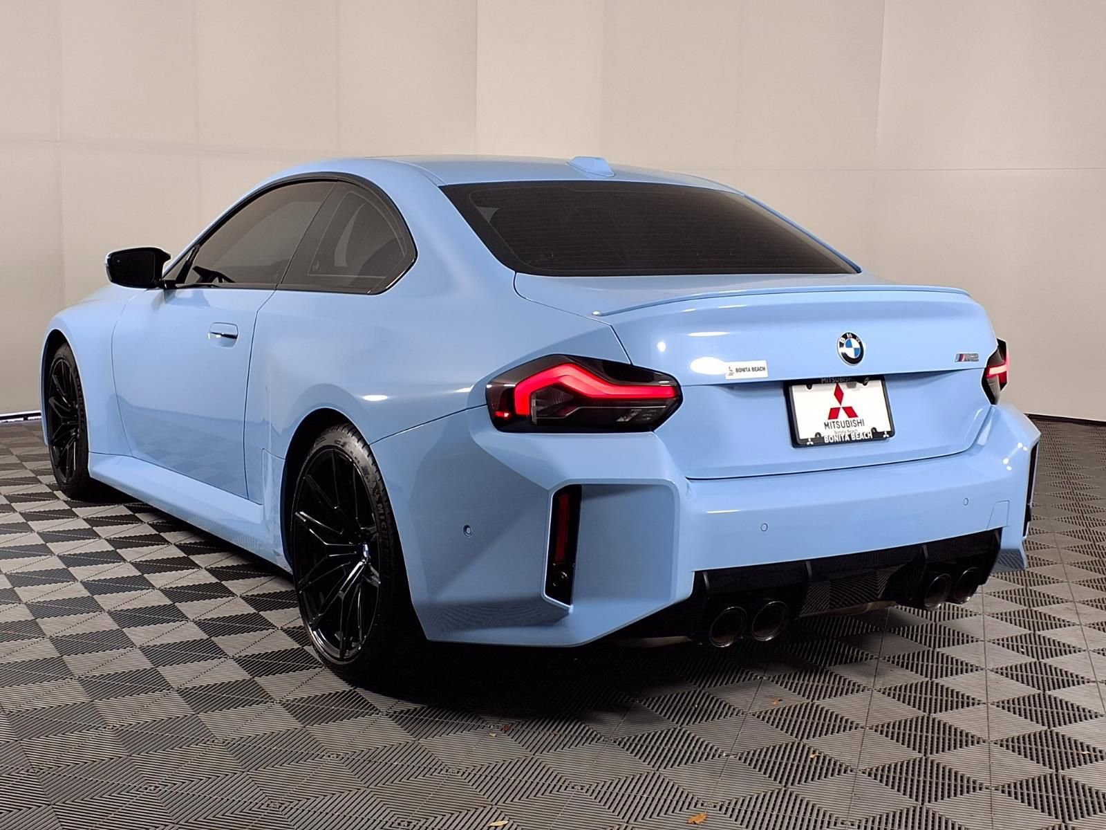 Used 2024 BMW M2 w/ Lighting Package image 5